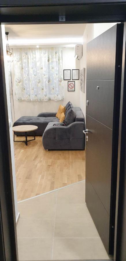 Laura Apartment Novi Sad Exteriör bild