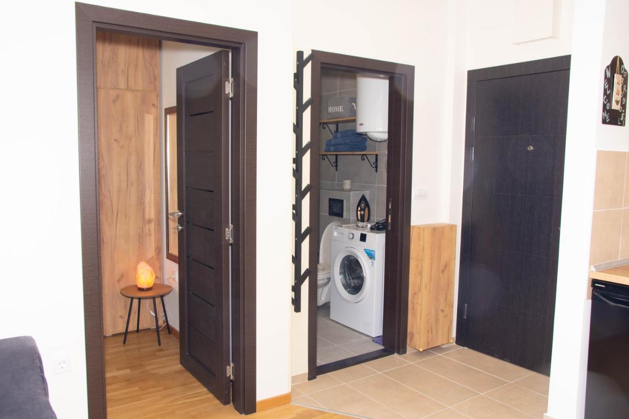 Laura Apartment Novi Sad Exteriör bild
