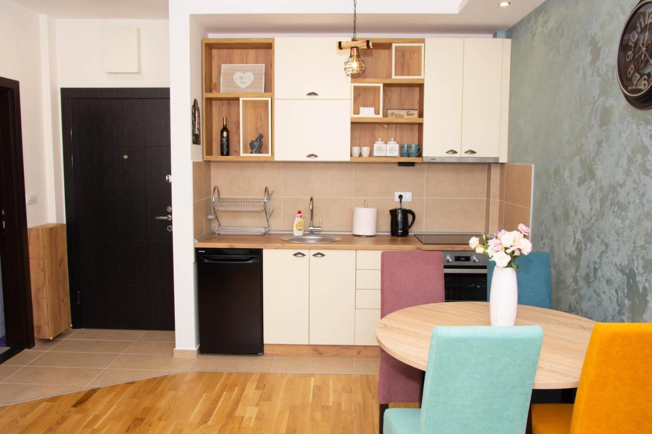 Laura Apartment Novi Sad Exteriör bild